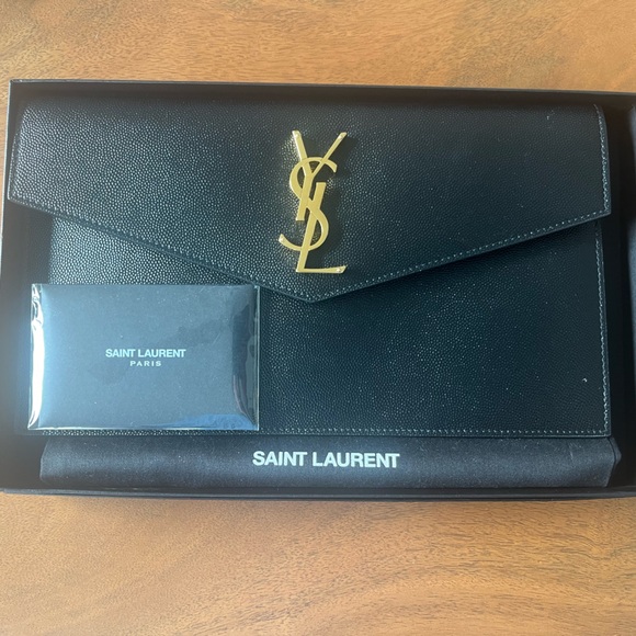YSL UPTOWN pouch in grain de poudre leather- Authentic - Picture 1 of 8